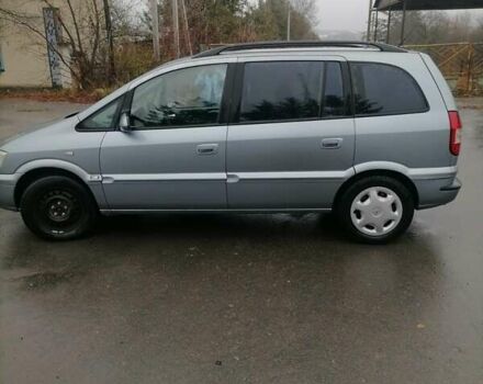 Серый Опель Зафира, объемом двигателя 1.8 л и пробегом 250 тыс. км за 3500 $, фото 2 на Automoto.ua