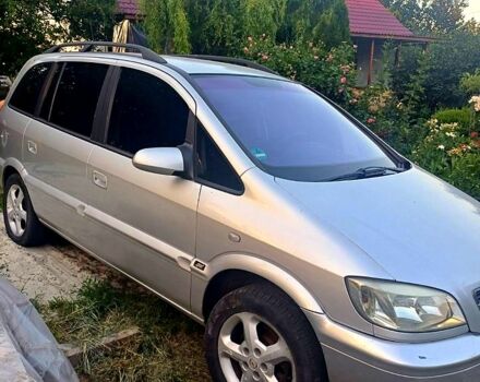 Серый Опель Зафира, объемом двигателя 2.2 л и пробегом 153 тыс. км за 3700 $, фото 4 на Automoto.ua