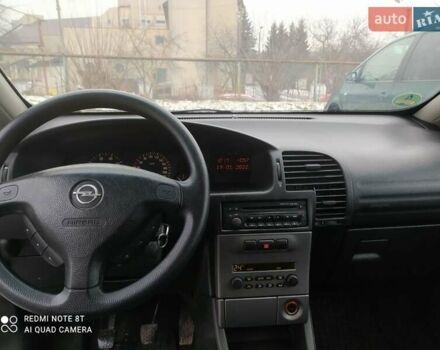 Серый Опель Зафира, объемом двигателя 1.6 л и пробегом 171 тыс. км за 4800 $, фото 8 на Automoto.ua