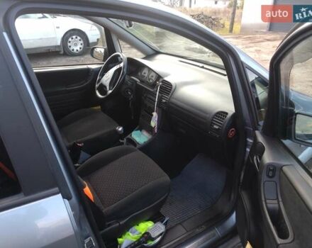 Сірий Опель Зафіра, об'ємом двигуна 2.17 л та пробігом 203 тис. км за 4200 $, фото 10 на Automoto.ua