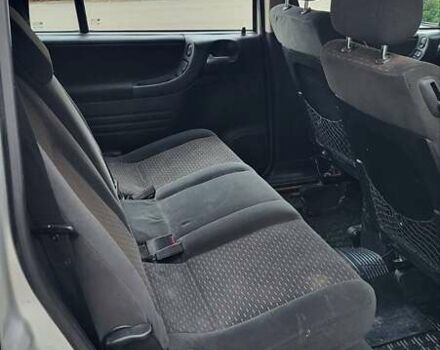 Серый Опель Зафира, объемом двигателя 1.8 л и пробегом 250 тыс. км за 3200 $, фото 9 на Automoto.ua