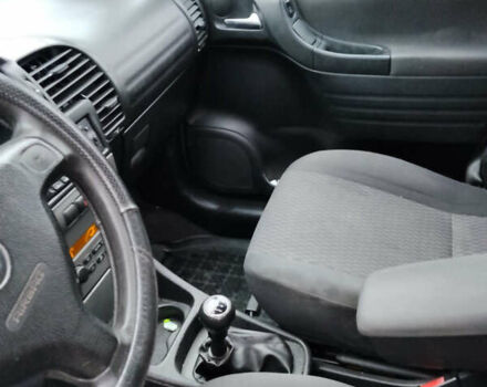 Серый Опель Зафира, объемом двигателя 2.2 л и пробегом 280 тыс. км за 4700 $, фото 7 на Automoto.ua