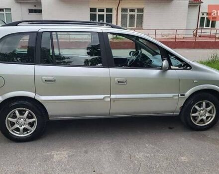 Серый Опель Зафира, объемом двигателя 1.8 л и пробегом 250 тыс. км за 3200 $, фото 3 на Automoto.ua