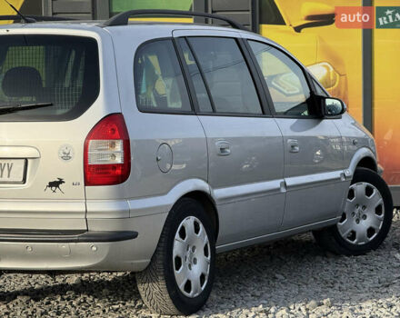 Серый Опель Зафира, объемом двигателя 1.8 л и пробегом 226 тыс. км за 5500 $, фото 20 на Automoto.ua