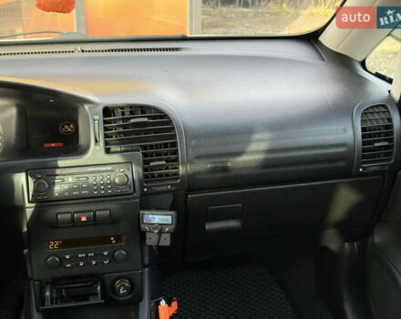 Серый Опель Зафира, объемом двигателя 1.8 л и пробегом 226 тыс. км за 5500 $, фото 31 на Automoto.ua