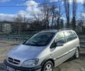 Сірий Опель Зафіра, об'ємом двигуна 2.2 л та пробігом 250 тис. км за 2400 $, фото 1 на Automoto.ua