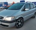 Серый Опель Зафира, объемом двигателя 2 л и пробегом 251 тыс. км за 3950 $, фото 1 на Automoto.ua