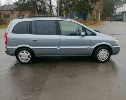 Серый Опель Зафира, объемом двигателя 1.8 л и пробегом 250 тыс. км за 3500 $, фото 2 на Automoto.ua