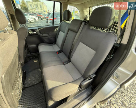 Серый Опель Зафира, объемом двигателя 1.8 л и пробегом 226 тыс. км за 5500 $, фото 35 на Automoto.ua