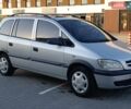 Серый Опель Зафира, объемом двигателя 1.8 л и пробегом 210 тыс. км за 3750 $, фото 1 на Automoto.ua