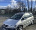 Сірий Опель Зафіра, об'ємом двигуна 2.2 л та пробігом 300 тис. км за 2400 $, фото 1 на Automoto.ua