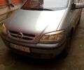 Серый Опель Зафира, объемом двигателя 2.2 л и пробегом 257 тыс. км за 4200 $, фото 2 на Automoto.ua
