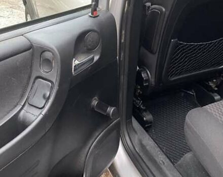 Серый Опель Зафира, объемом двигателя 1.8 л и пробегом 251 тыс. км за 4999 $, фото 16 на Automoto.ua