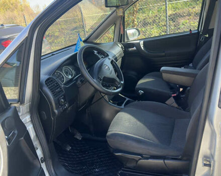 Серый Опель Зафира, объемом двигателя 2.17 л и пробегом 360 тыс. км за 2999 $, фото 17 на Automoto.ua