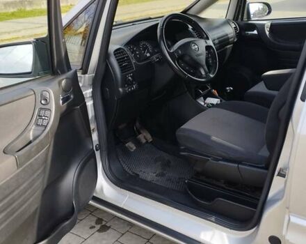 Сірий Опель Зафіра, об'ємом двигуна 1.8 л та пробігом 226 тис. км за 5500 $, фото 9 на Automoto.ua