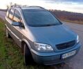 Серый Опель Зафира, объемом двигателя 1.8 л и пробегом 300 тыс. км за 4500 $, фото 1 на Automoto.ua