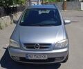 Серый Опель Зафира, объемом двигателя 1.8 л и пробегом 300 тыс. км за 4800 $, фото 1 на Automoto.ua