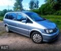 Серый Опель Зафира, объемом двигателя 2.2 л и пробегом 290 тыс. км за 2850 $, фото 1 на Automoto.ua
