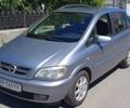 Серый Опель Зафира, объемом двигателя 1.8 л и пробегом 300 тыс. км за 4800 $, фото 2 на Automoto.ua