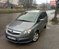 Серый Опель Зафира, объемом двигателя 1.9 л и пробегом 385 тыс. км за 6000 $, фото 1 на Automoto.ua