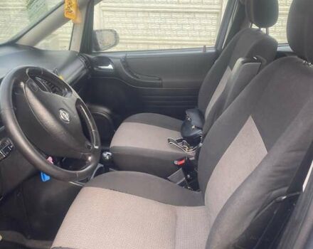 Сірий Опель Зафіра, об'ємом двигуна 1.8 л та пробігом 245 тис. км за 4500 $, фото 6 на Automoto.ua