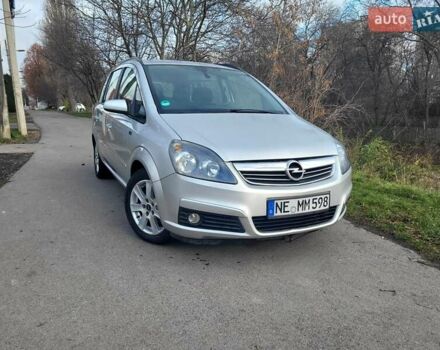 Сірий Опель Зафіра, об'ємом двигуна 1.8 л та пробігом 192 тис. км за 5700 $, фото 2 на Automoto.ua