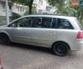 Серый Опель Зафира, объемом двигателя 2.2 л и пробегом 327 тыс. км за 5100 $, фото 1 на Automoto.ua