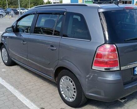 Серый Опель Зафира, объемом двигателя 1.8 л и пробегом 224 тыс. км за 6200 $, фото 7 на Automoto.ua