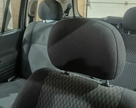 Серый Опель Зафира, объемом двигателя 1.6 л и пробегом 244 тыс. км за 2950 $, фото 14 на Automoto.ua