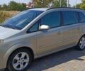 Серый Опель Зафира, объемом двигателя 1.6 л и пробегом 265 тыс. км за 5450 $, фото 2 на Automoto.ua