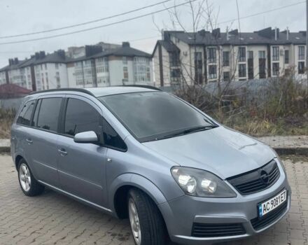 Серый Опель Зафира, объемом двигателя 1.9 л и пробегом 320 тыс. км за 3999 $, фото 4 на Automoto.ua