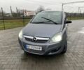 Серый Опель Зафира, объемом двигателя 1.9 л и пробегом 300 тыс. км за 3950 $, фото 3 на Automoto.ua