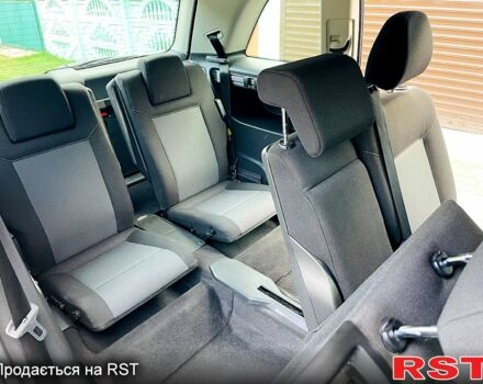 Серый Опель Зафира, объемом двигателя 1.6 л и пробегом 230 тыс. км за 5200 $, фото 4 на Automoto.ua