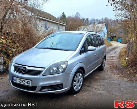 Серый Опель Зафира, объемом двигателя 1.8 л и пробегом 328 тыс. км за 4200 $, фото 11 на Automoto.ua