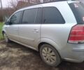Серый Опель Зафира, объемом двигателя 1.9 л и пробегом 471 тыс. км за 4999 $, фото 2 на Automoto.ua