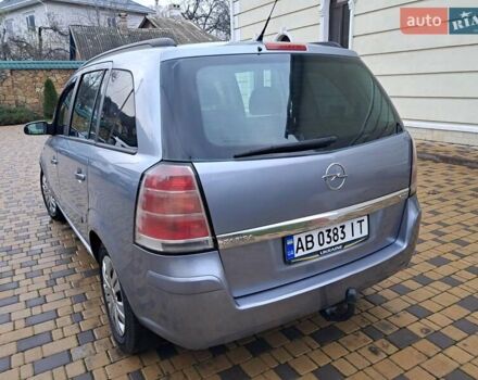 Серый Опель Зафира, объемом двигателя 1.9 л и пробегом 278 тыс. км за 4500 $, фото 6 на Automoto.ua
