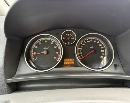 Серый Опель Зафира, объемом двигателя 1.6 л и пробегом 280 тыс. км за 5200 $, фото 19 на Automoto.ua