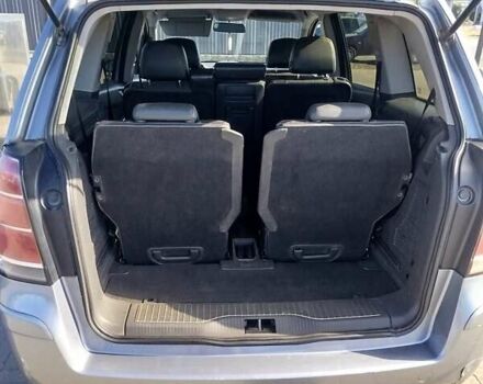 Серый Опель Зафира, объемом двигателя 1.9 л и пробегом 305 тыс. км за 4700 $, фото 8 на Automoto.ua