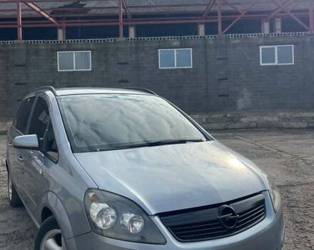 Серый Опель Зафира, объемом двигателя 1.91 л и пробегом 390 тыс. км за 4450 $, фото 3 на Automoto.ua
