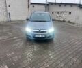 Серый Опель Зафира, объемом двигателя 1.9 л и пробегом 271 тыс. км за 2850 $, фото 1 на Automoto.ua