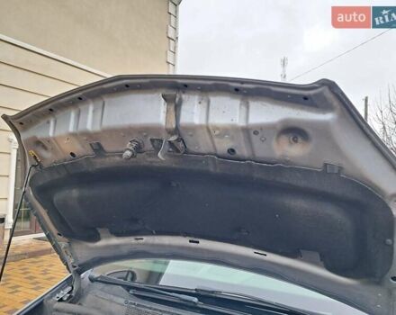 Серый Опель Зафира, объемом двигателя 1.9 л и пробегом 278 тыс. км за 4500 $, фото 76 на Automoto.ua