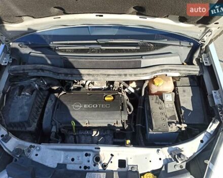 Сірий Опель Зафіра, об'ємом двигуна 1.8 л та пробігом 260 тис. км за 5300 $, фото 7 на Automoto.ua