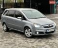 Серый Опель Зафира, объемом двигателя 1.9 л и пробегом 321 тыс. км за 4200 $, фото 1 на Automoto.ua