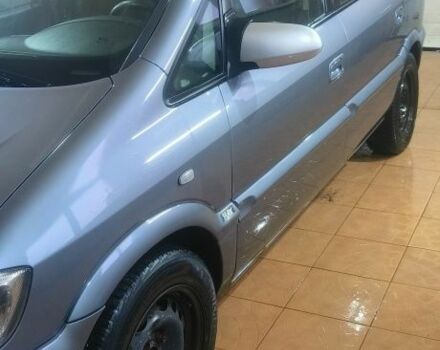 Серый Опель Зафира, объемом двигателя 1.6 л и пробегом 244 тыс. км за 2950 $, фото 1 на Automoto.ua