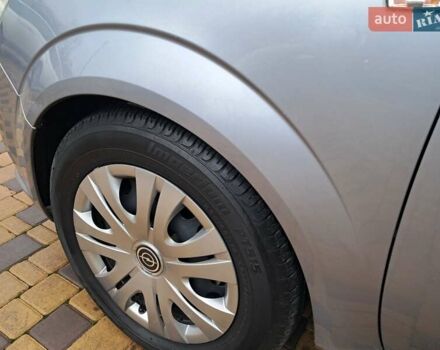 Серый Опель Зафира, объемом двигателя 1.9 л и пробегом 278 тыс. км за 4500 $, фото 63 на Automoto.ua