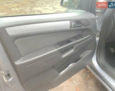 Опель Зафира 2005 в Львове на Automoto.ua Серый Опель Зафира, объемом двигателя 1.91 л и пробегом 322 тыс. км за 4750 $, фото 19 на Automoto.ua