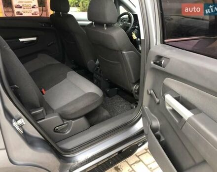 Серый Опель Зафира, объемом двигателя 1.6 л и пробегом 225 тыс. км за 5600 $, фото 4 на Automoto.ua