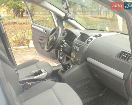 Опель Зафира 2005 в Львове на Automoto.ua Серый Опель Зафира, объемом двигателя 1.91 л и пробегом 322 тыс. км за 4750 $, фото 22 на Automoto.ua