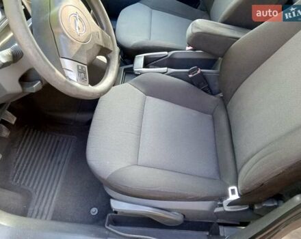 Серый Опель Зафира, объемом двигателя 1.6 л и пробегом 240 тыс. км за 5300 $, фото 17 на Automoto.ua