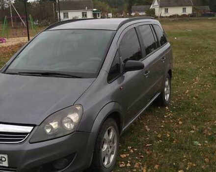 Серый Опель Зафира, объемом двигателя 1.91 л и пробегом 380 тыс. км за 3700 $, фото 1 на Automoto.ua